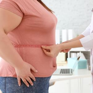 Obese/overweight patients incur 10 percent long-term weight loss with lifestyle management, medication