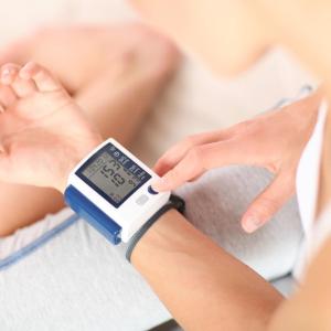 Use of wearable BP monitors varies according to hypertension management compliance