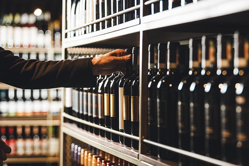Alcoholic drinks, regardless of type, raise BP level