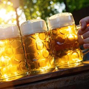 Alcoholic drinks up risk of death in young adults with MASLD