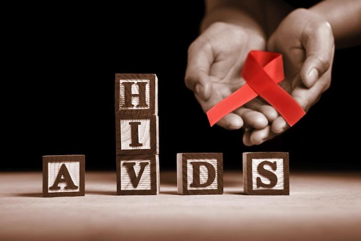 What affects viral suppression in women with HIV on ART?