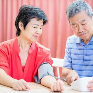 Blood pressure a risk factor for geriatric syndrome in the very old