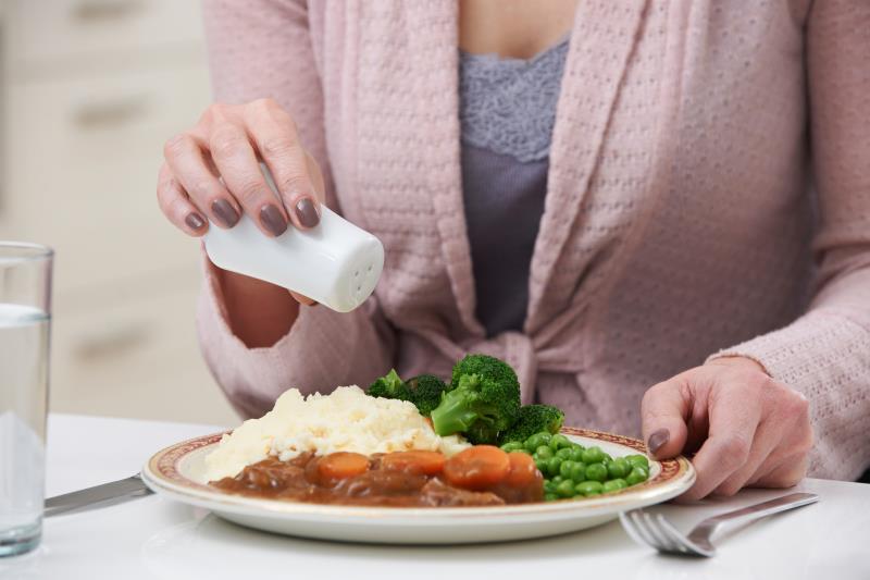 Frequently adding salt to food ups risk of mortality, lower life expectancy