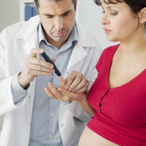 Anti-TNFs may reduce GDM risk in pregnant women with IBD
