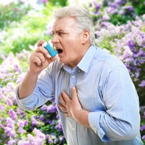 Triple combination asthma inhaler works in patients with persistent airflow limitation