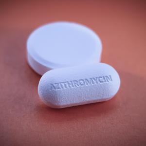 No benefit to adding azithromycin to usual care for suspected COVID-19