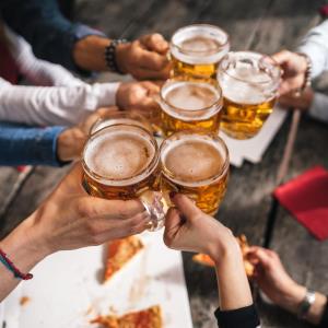 Binge drinking in early adulthood linked to increased arterial stiffness