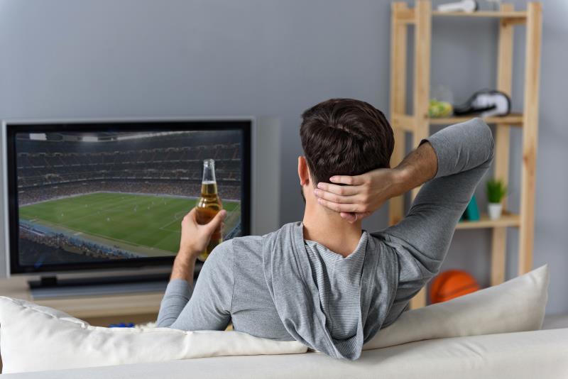 Binge watching TV may up risk of VTE