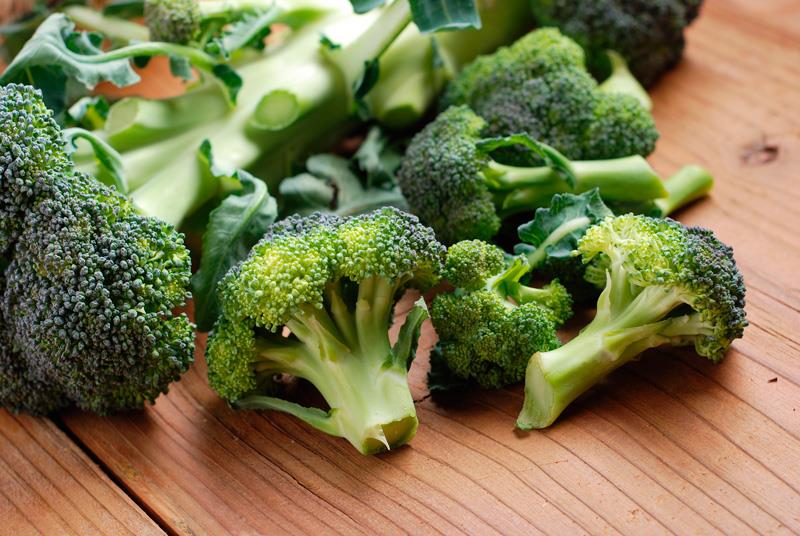 Cruciferous vegetable intake helps prevent NMIBC recurrence, progression