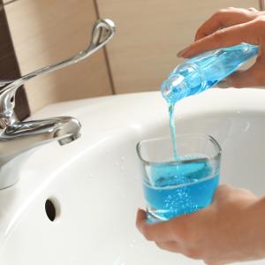 Can gargling with mouthwash stop coronavirus from its tracks?