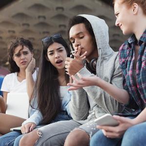 Can mental disorders spread among teens within peer groups?