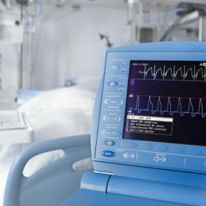 Continuous vital sign monitoring catches COVID-19 deterioration early