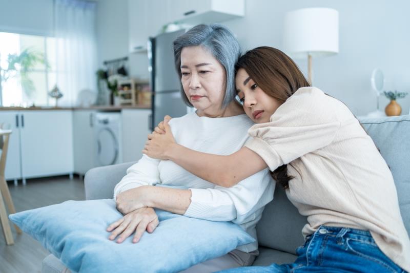 COVID-19 weighs down family caregivers of the elderly