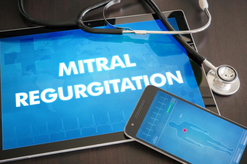 5 factors predict death in moderate/severe mitral regurgitation