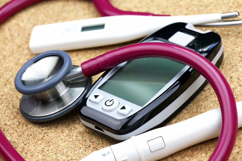 Education, phone reminders boost diabetes self-management