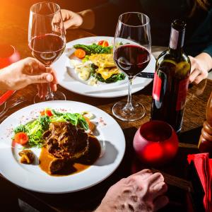 Could drinking wine with meals reduce T2D risk?