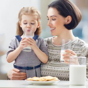 Low-fat dairy products may prevent MetS in children