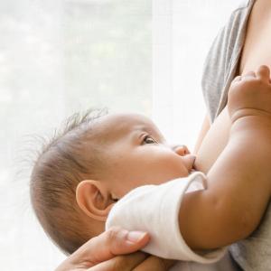 COVID-19 disrupts breastfeeding plans of new moms