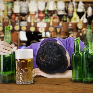 Alcohol intoxication ups bladder injury, surgery in patients involved in vehicle collisions