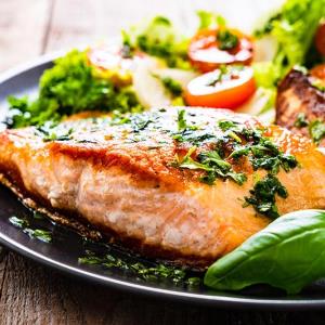 Healthy eating may hold back prostate cancer progression