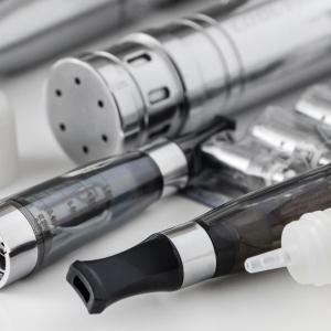 Vaping tied to more asthma symptoms, abnormal lung mechanics