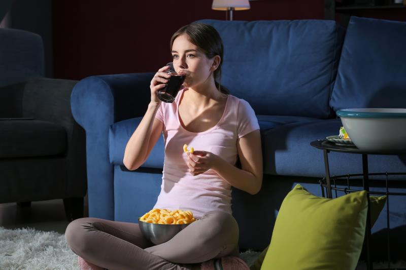 Eating before bedtime poses risk of hypertension