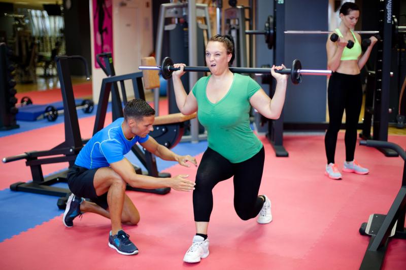 Combined aerobic, resistance training boosts muscular strength, brisk walking pace