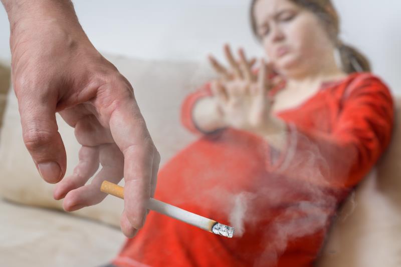 Second-hand smoke during first trimester ups CHD risk in infants