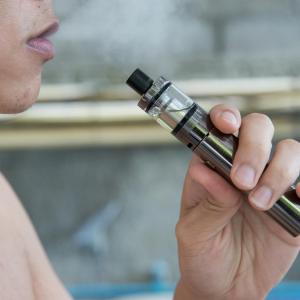 Cigarette smoking still more rampant than vaping among IBD patients