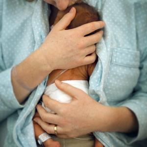 Low socioeconomic status ups risk of spontaneous preterm birth