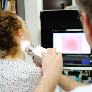 Machine learning shows promise in melanoma diagnosis