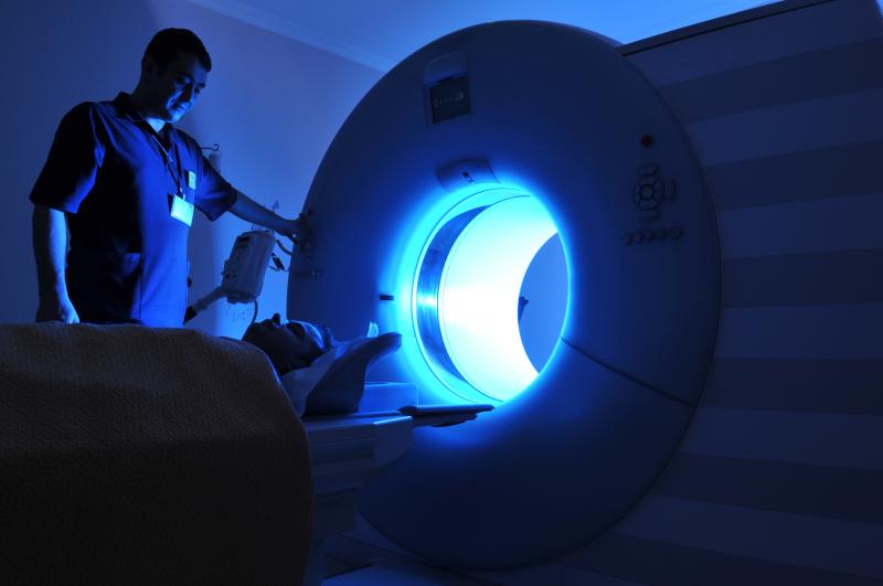 Radiotherapy bears no increased contralateral breast cancer risk among smokers