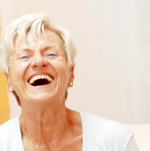 Self-rated oral health may indicate body weight changes in older people