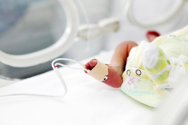 Multistrain probiotics improve survival outcomes in preemies