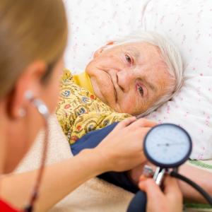 Elevated blood pressure a red flag for stroke, bleeding in seniors with nonvalvular AF