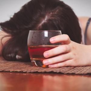 Alcohol intake tied to poor survival in patients with alcohol-related cirrhosis