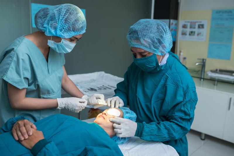 Cataract surgery may prevent cognitive decline, dementia in older adults