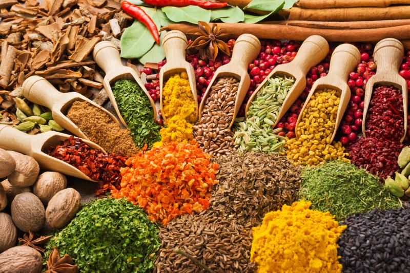 Spice diet lowers proinflammatory cytokines, alters monocyte function in adults