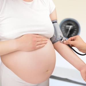 High BP during pregnancy = worse hot flashes during menopause?