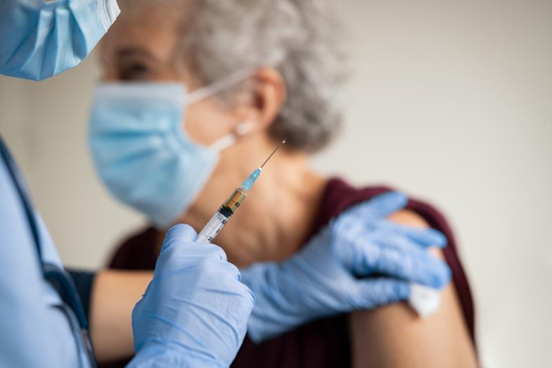 Vaccination of vulnerable patients can reduce infection-associated CV risks