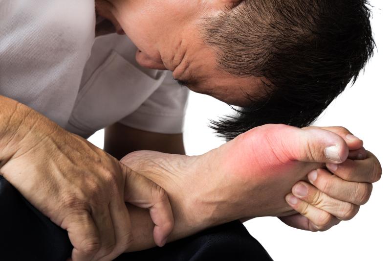 Gout remission definition: Does colchicine offer an advantage?