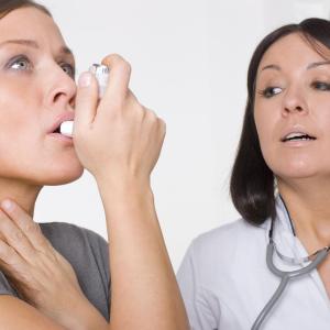 Individualizing asthma treatment: When to step up or step down?