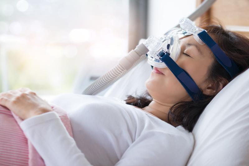 Helmet-CPAP safely improves oxygenation in pregnant women with COVID-19 respiratory failure