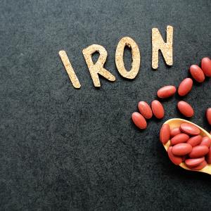 Low serum iron, total iron binding capacity worsen Crohn’s disease