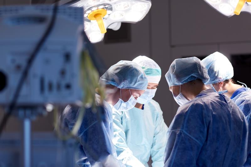 Splenectomy improves graft survival after liver transplantation