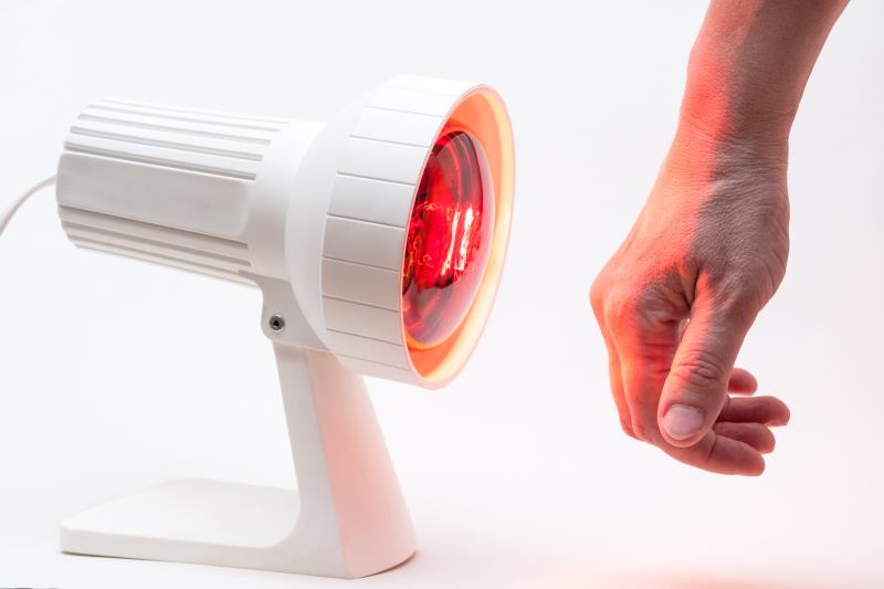 Low-level light therapy may speed up repair of radiation therapy-induced skin damage