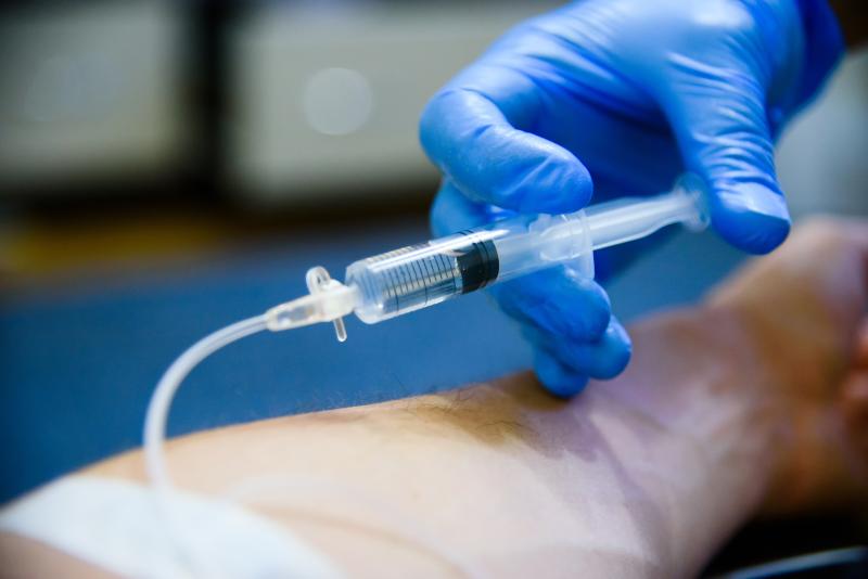 Ketamine not inferior to opiate-based sedation for ICU-admitted patients