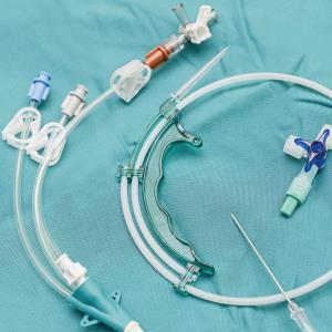 Palliative care in cancer: Which central venous access devices are associated with higher complication rates?