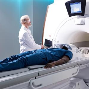 Noncontrast-enhanced MRI superior to US but less cost-effective for HCC screening