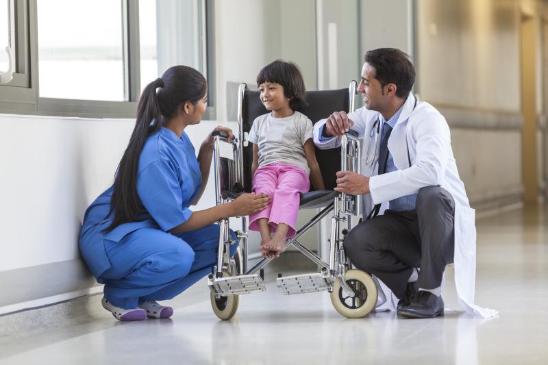 Healthcare professionals dealing with hospitalised children need to work hand-in-hand with the parents – to create a less str